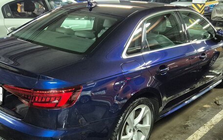 Audi A4, 2019 год, 4 000 000 рублей, 5 фотография