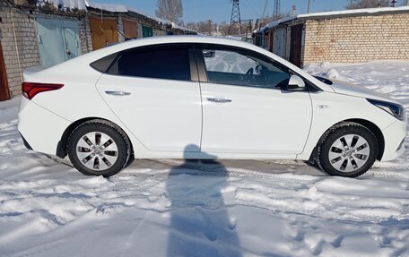 Hyundai Solaris II рестайлинг, 2018 год, 1 350 000 рублей, 7 фотография