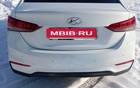 Hyundai Solaris II рестайлинг, 2018 год, 1 350 000 рублей, 4 фотография
