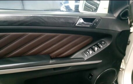 Mercedes-Benz GL-Класс, 2012 год, 1 999 000 рублей, 11 фотография