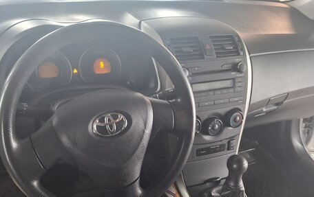 Toyota Corolla, 2008 год, 750 000 рублей, 11 фотография