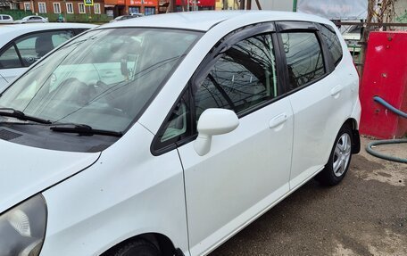 Honda Fit III, 2002 год, 460 000 рублей, 2 фотография