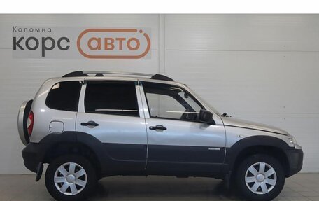 Chevrolet Niva I рестайлинг, 2011 год, 550 000 рублей, 4 фотография