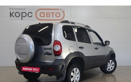 Chevrolet Niva I рестайлинг, 2011 год, 550 000 рублей, 3 фотография