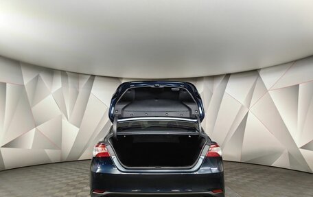 Toyota Camry, 2018 год, 2 800 000 рублей, 12 фотография