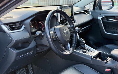 Toyota RAV4, 2020 год, 3 647 000 рублей, 24 фотография