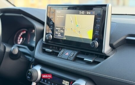 Toyota RAV4, 2020 год, 3 647 000 рублей, 31 фотография