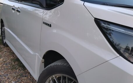 Toyota Noah III, 2018 год, 2 500 000 рублей, 5 фотография