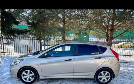 Hyundai Solaris II рестайлинг, 2013 год, 720 000 рублей, 5 фотография