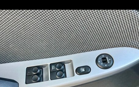 Hyundai Solaris II рестайлинг, 2013 год, 720 000 рублей, 11 фотография