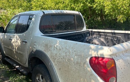 Mitsubishi L200 IV рестайлинг, 2015 год, 1 750 000 рублей, 5 фотография