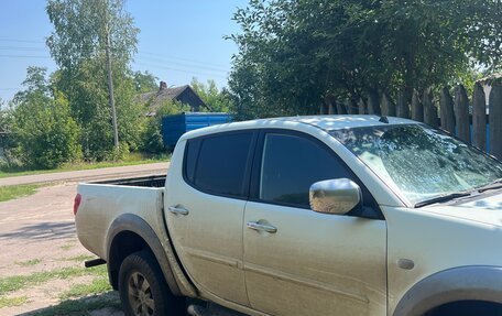 Mitsubishi L200 IV рестайлинг, 2015 год, 1 750 000 рублей, 2 фотография