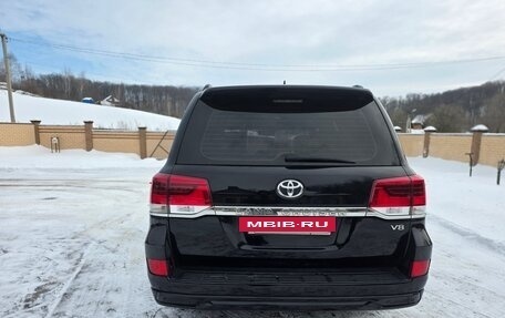 Toyota Land Cruiser 200, 2016 год, 4 999 999 рублей, 3 фотография
