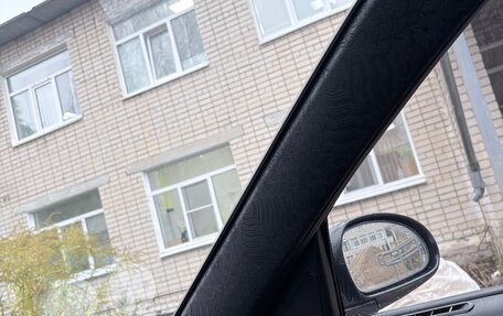 Hyundai Sonata IV рестайлинг, 2004 год, 700 000 рублей, 24 фотография