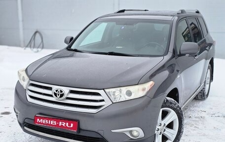 Toyota Highlander III, 2010 год, 1 599 000 рублей, 1 фотография