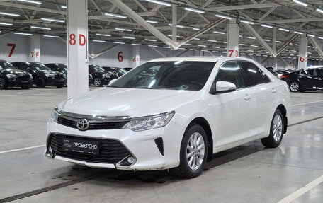 Toyota Camry, 2017 год, 2 315 000 рублей, 1 фотография