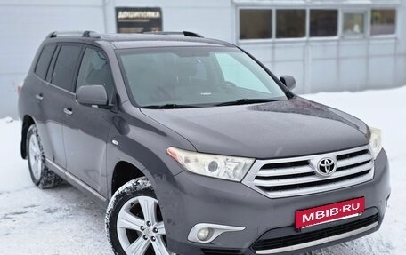 Toyota Highlander III, 2010 год, 1 599 000 рублей, 12 фотография