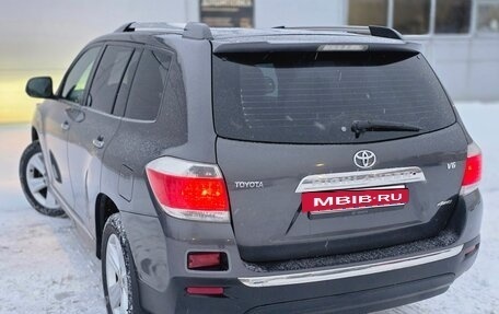 Toyota Highlander III, 2010 год, 1 599 000 рублей, 14 фотография