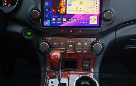 Toyota Highlander III, 2010 год, 1 599 000 рублей, 21 фотография