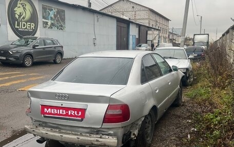 Audi A4, 1999 год, 75 000 рублей, 4 фотография