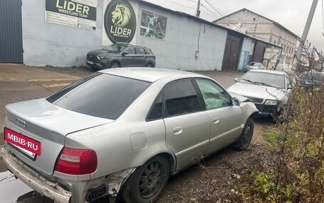 Audi A4, 1999 год, 75 000 рублей, 5 фотография