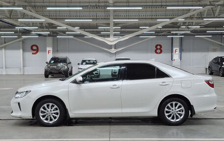 Toyota Camry, 2017 год, 2 315 000 рублей, 8 фотография