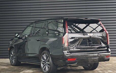 Cadillac Escalade V, 2022 год, 13 000 000 рублей, 7 фотография