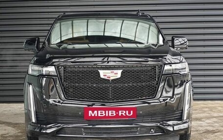 Cadillac Escalade V, 2022 год, 13 000 000 рублей, 2 фотография