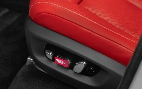 Rolls-Royce Cullinan, 2020 год, 32 900 000 рублей, 13 фотография