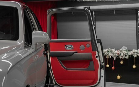 Rolls-Royce Cullinan, 2020 год, 32 900 000 рублей, 22 фотография