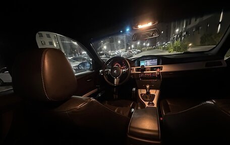 BMW 3 серия, 2005 год, 850 000 рублей, 18 фотография