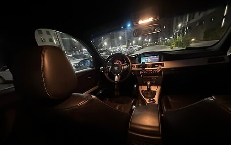 BMW 3 серия, 2005 год, 850 000 рублей, 17 фотография