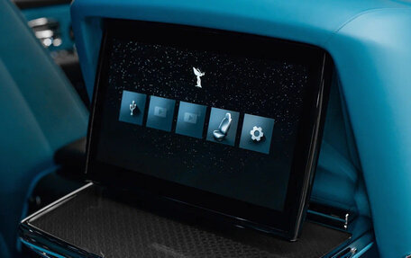 Rolls-Royce Cullinan, 2024 год, 64 990 000 рублей, 14 фотография