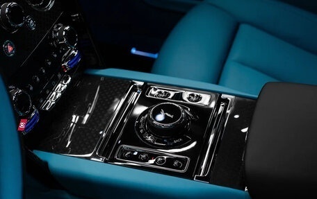 Rolls-Royce Cullinan, 2024 год, 64 990 000 рублей, 11 фотография