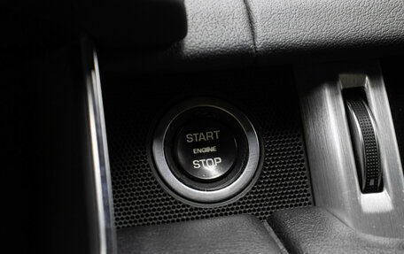 Land Rover Range Rover IV рестайлинг, 2013 год, 3 298 000 рублей, 18 фотография