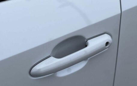 Toyota RAV4, 2025 год, 4 090 000 рублей, 32 фотография