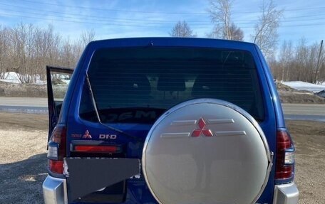 Mitsubishi Pajero III рестайлинг, 2000 год, 700 000 рублей, 3 фотография