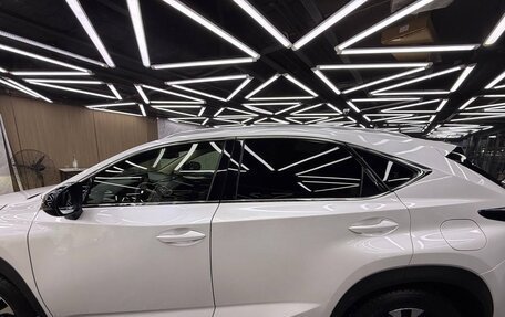 Lexus NX I, 2019 год, 2 950 000 рублей, 3 фотография