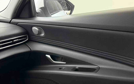 Hyundai Elantra, 2023 год, 1 670 000 рублей, 21 фотография