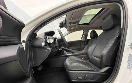 Hyundai Elantra, 2023 год, 1 670 000 рублей, 17 фотография