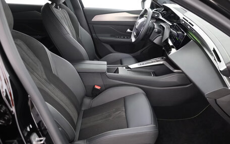 Peugeot 408, 2024 год, 4 000 000 рублей, 19 фотография