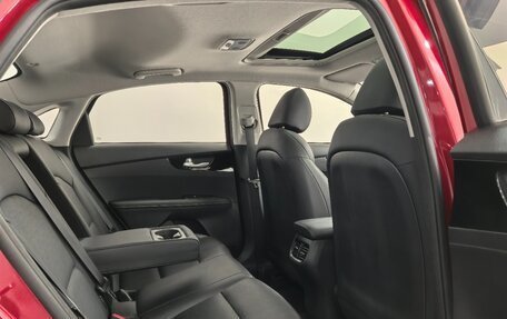 KIA K3, 2021 год, 2 100 000 рублей, 23 фотография