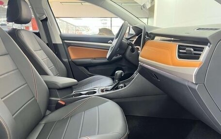 Volkswagen Bora, 2023 год, 1 380 000 рублей, 16 фотография