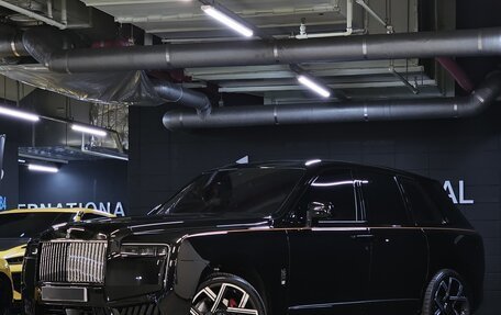 Rolls-Royce Cullinan, 2025 год, 63 383 100 рублей, 2 фотография