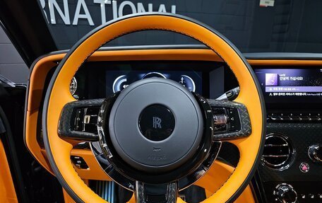 Rolls-Royce Cullinan, 2025 год, 63 383 100 рублей, 11 фотография