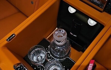 Rolls-Royce Cullinan, 2025 год, 63 383 100 рублей, 18 фотография