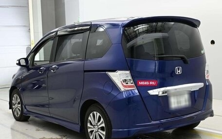 Honda Freed I, 2014 год, 838 920 рублей, 7 фотография