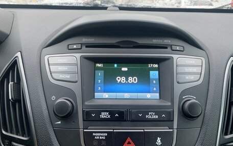 Hyundai ix35 I рестайлинг, 2014 год, 1 700 000 рублей, 10 фотография