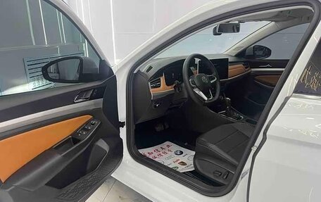 Volkswagen Bora, 2022 год, 1 400 000 рублей, 10 фотография