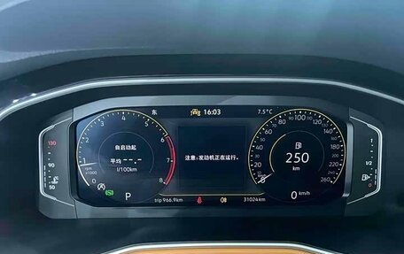 Volkswagen Bora, 2022 год, 1 400 000 рублей, 17 фотография